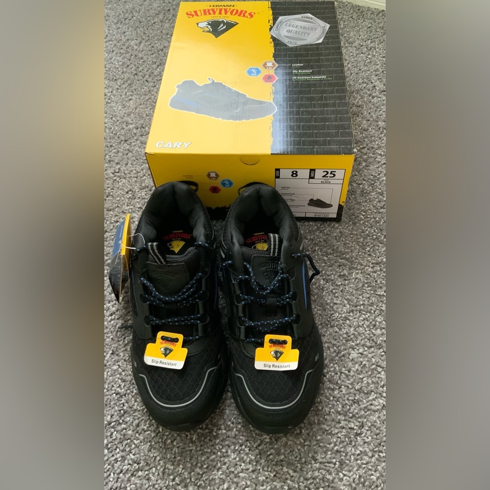 Women leather work shoes, oil and slip resistant